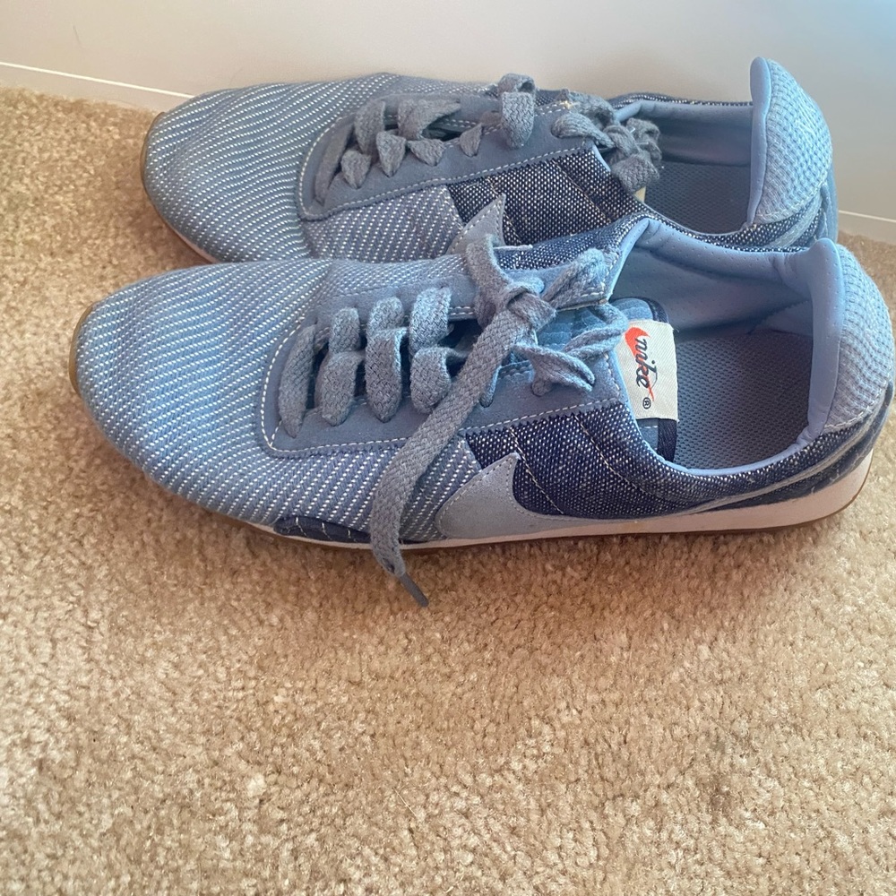 Barely worn denim blue Cortez